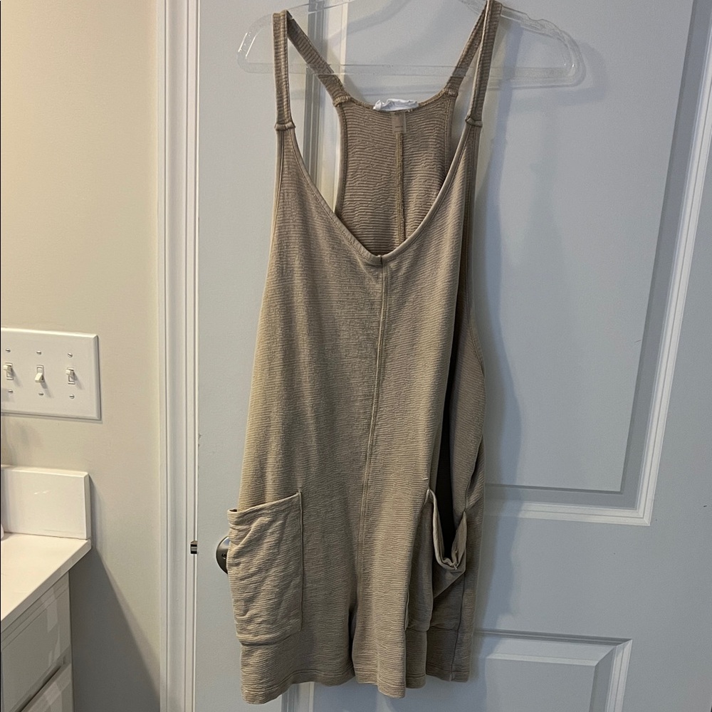 Carly Jean Los Angeles 100% Cotton Tan Sleeveless Romper with Pockets